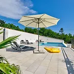 Traumhaftes Nur 600 Meter Zum Sandstrand Mit Gym, Meerblick, Pool Lägenhet *