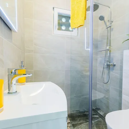 Traumhaftes Nur 600 Meter Zum Sandstrand Mit Gym, Meerblick, Pool 茨里克韦尼察