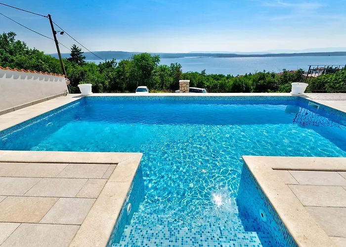 Traumhaftes Nur 600 Meter Zum Sandstrand Mit Gym, Meerblick, Pool Crikvenica