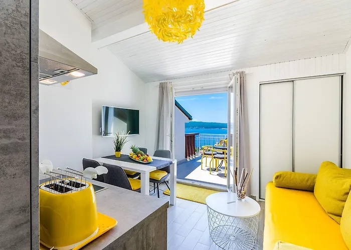 Traumhaftes Nur 600 Meter Zum Sandstrand Mit Gym, Meerblick, Pool