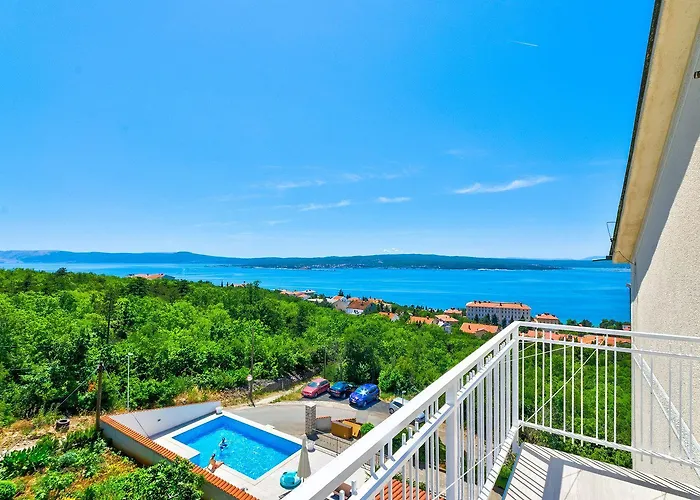 Traumhaftes Nur 600 Meter Zum Sandstrand Mit Gym, Meerblick, Pool Apartment Crikvenica