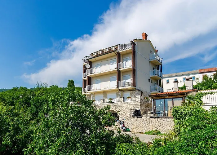 Traumhaftes Nur 600 Meter Zum Sandstrand Mit Gym, Meerblick, Pool Crikvenica